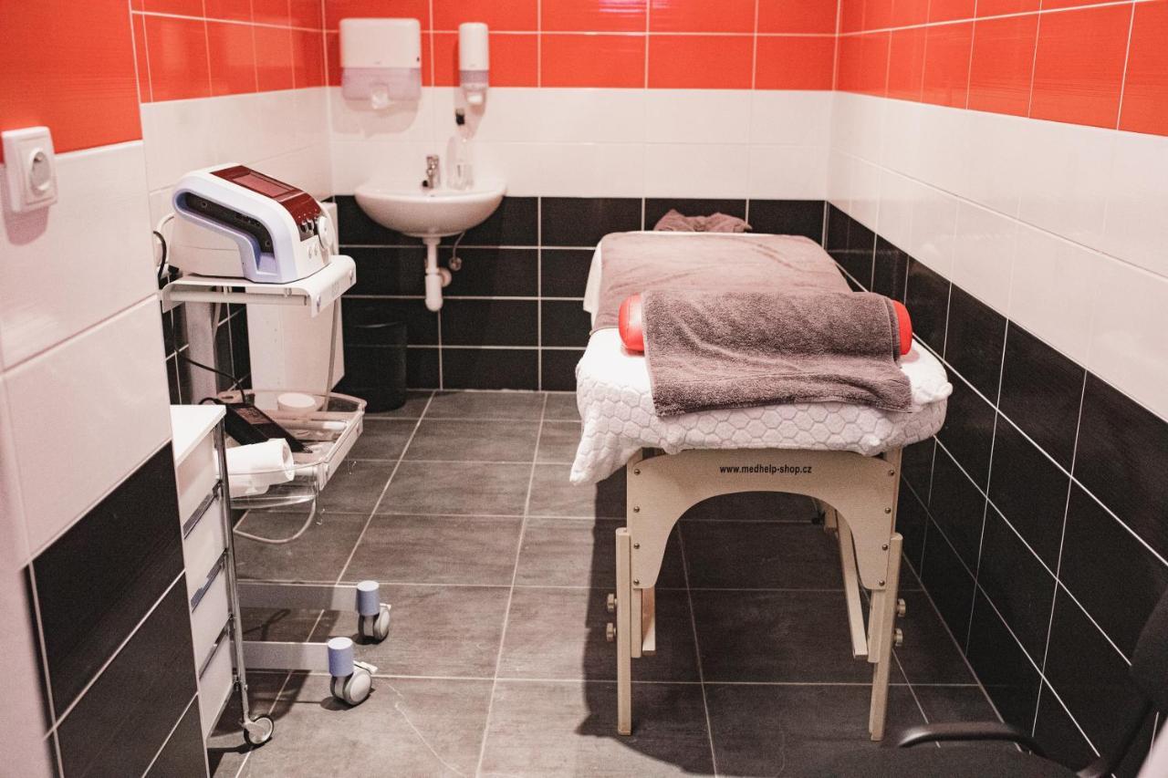 Mestsky Hotel Bobik Volary Dış mekan fotoğraf